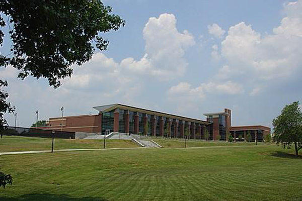 我国首条穿越秦岭的高速铁路--西成铁路即将建成